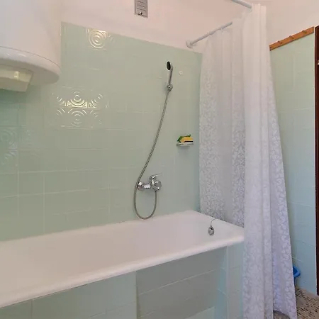 Apartman Green 390 Štinjan