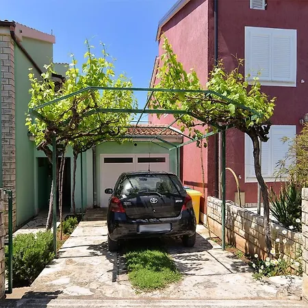 Apartment Apartments Green 390
